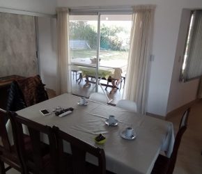 4fea0b1a-19d0-40bd-ab44-47f03e81aef5