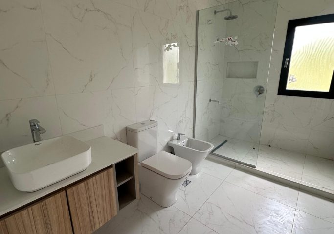 WhatsApp Image 2025-12-09 at 11.31.29 (13)