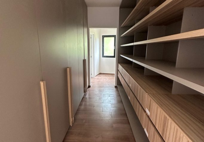 WhatsApp Image 2025-12-09 at 11.31.29 (18)