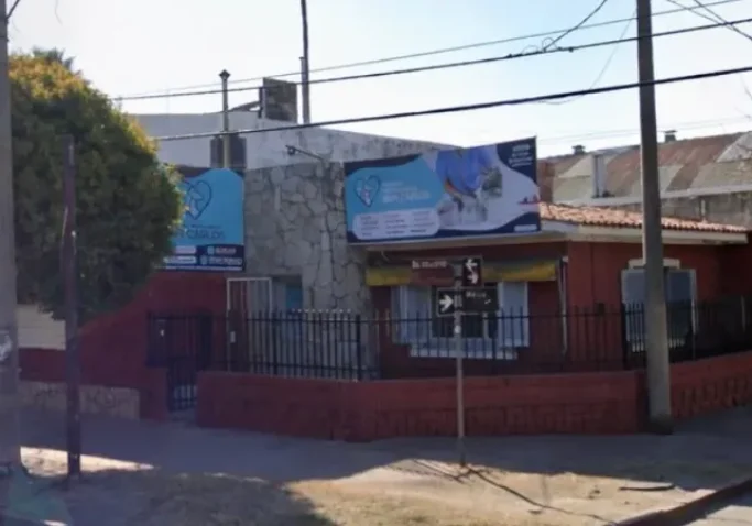 casa esquina ideal portada