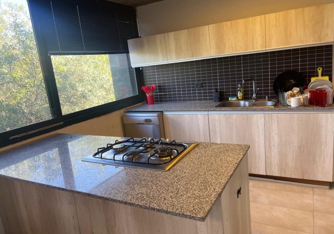 f528ac51-4850-4fec-9446-52bf4f26bb0d