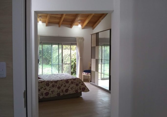 fb861568-5e07-4b3c-bcb6-f453e2291f47